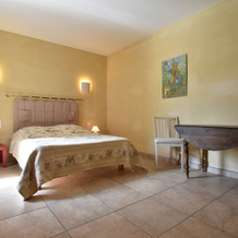 Spacious Villa in Vaison-la-Romaine with Swimming Pool, 韦松拉罗迈讷 — 照片 2