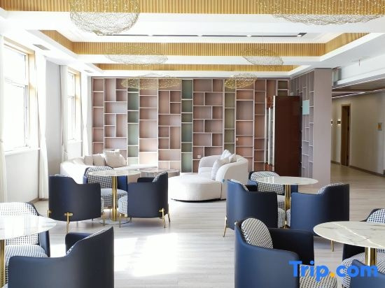 Yililan Hotel (Baiyangdian Never-Sleeping City Branch), Аньсинь — фото 1