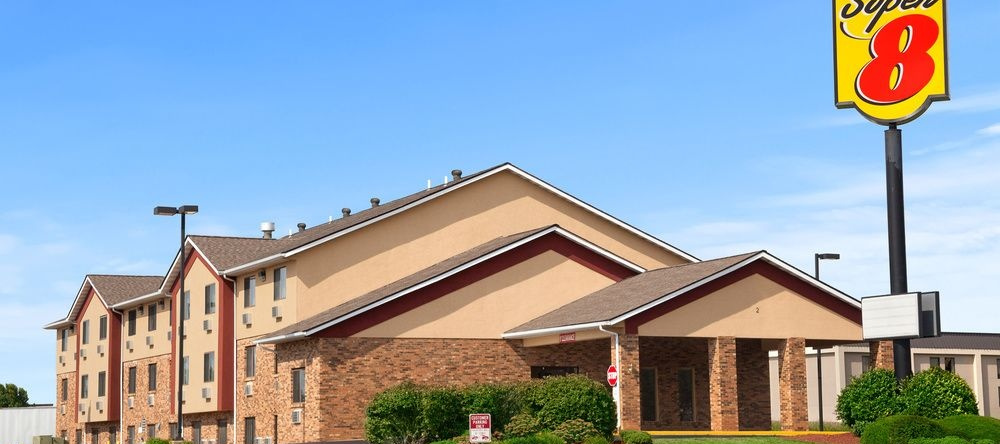Super 8 Collinsville St. Louis, Collinsville — photo 1
