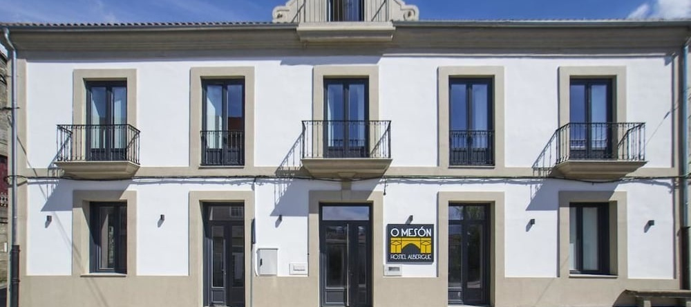 Hostel Albergue O Mesón, 蓬特韦德拉 — 照片 1