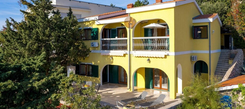 Beautiful Apartment in Baric Draga With 1 Bedrooms and Wifi, Lukovo Šugarje — photo 1