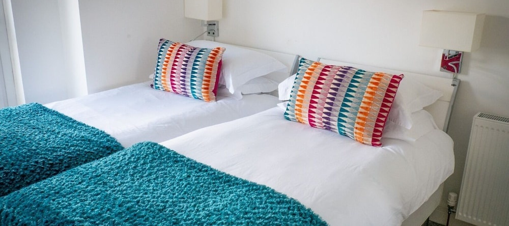 Captivating House in Aberdare Sleeps 6 Near Brecon, Aberdare — photo 1