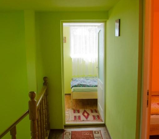 Orange House, Харгита-Бэи — фото 1