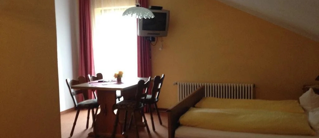 Gasthof Pension Sternknöckel, 博登迈斯 — 照片 1