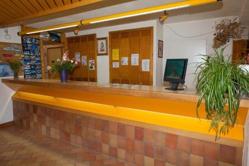 Ceveo - Village Vacances Les Angeliers, Вальменье — фото 1