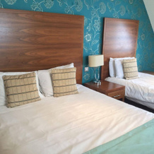 The Boleyn Hotel, Стэйнс — фото 3