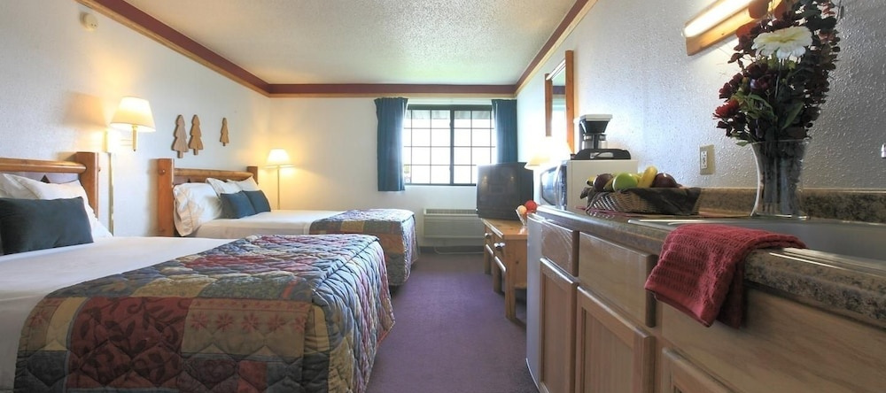 Duluth Spirit Mountain Inn & Suites Americas Best Value Inn, 普罗克特 — 照片 1