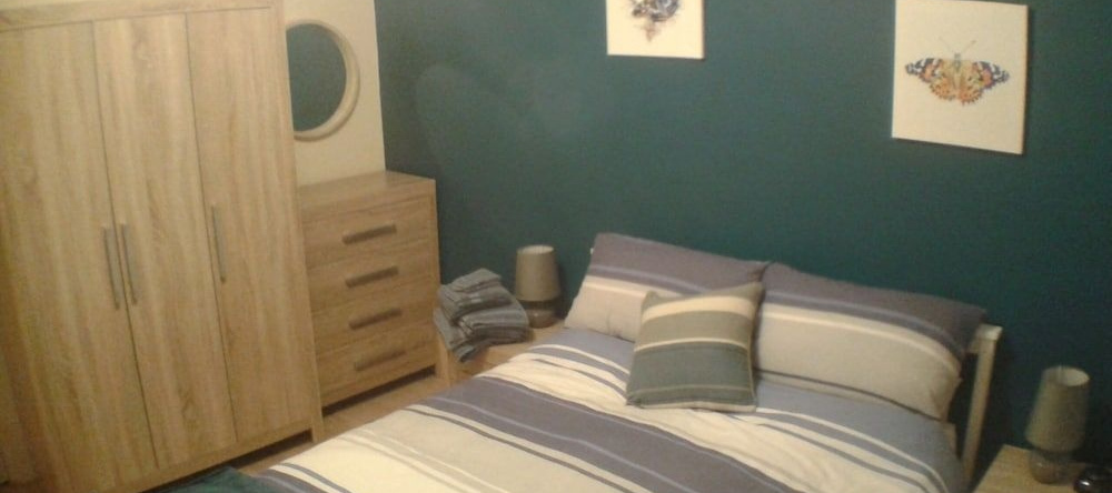 Sannan Court Holiday Apartments, Лланфинидд — фото 1