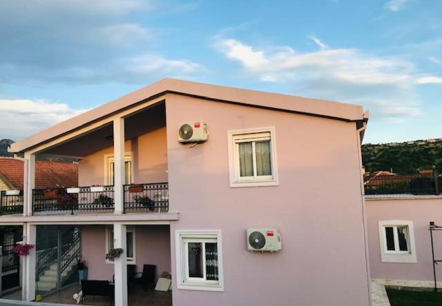 Apartman Mona, Подгорица — фото 1