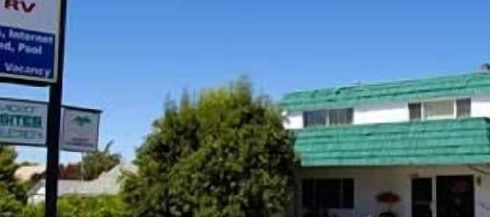 Somass Motel, 艾伯尼港 — 照片 1