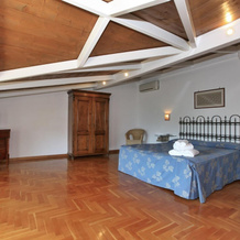 Holiday Home in San Cipriano With Pool, 圣奇普里亚诺皮琴蒂诺 — 照片 2