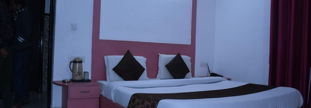 Hotel Vivek inn Katra, 卡特拉 — 照片 1