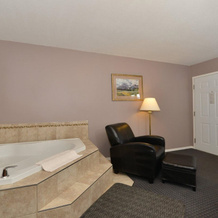Canadas Best Value Princeton Inn & Suites, Принстон — фото 5