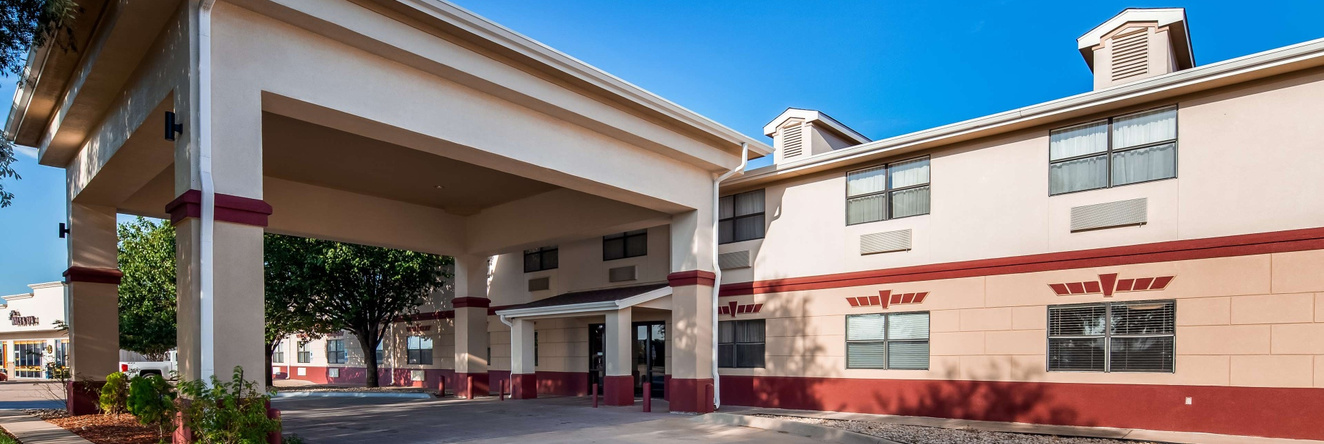 Best Western Inn & Suites, 科珀拉斯科夫 — 照片 1