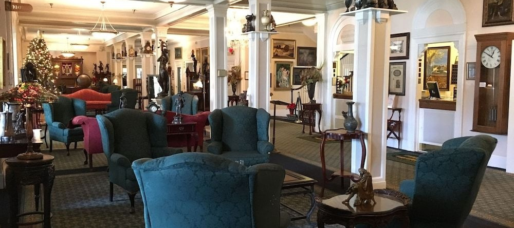 The 1927 Lake Lure Inn & Spa, 卢尔湖 — 照片 1
