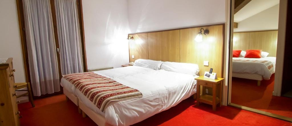 Hotel Bellevue, 托隆-莱-梅米兹 — 照片 1