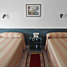 Hotel Pepa, Alfajarin — photo 3