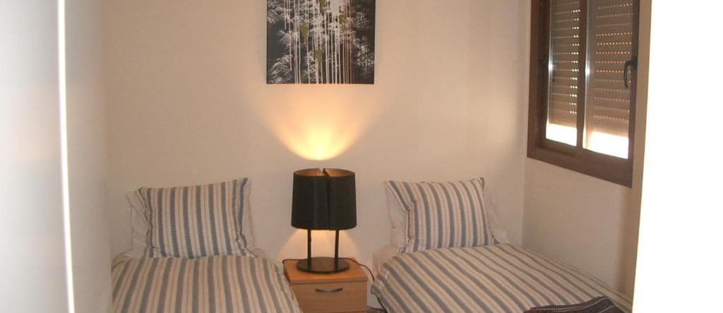 Apartments Altos del Castillo, 贝莱斯-德贝瑙达利亚 — 照片 1