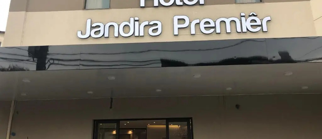 Jandira Premiêr Hotel, Жандира — фото 1