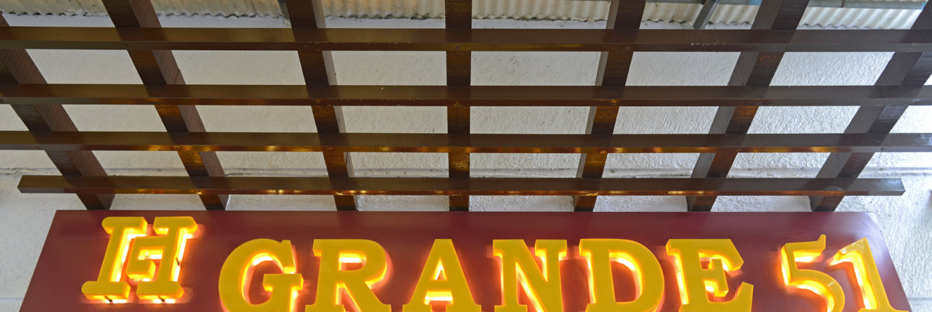 Hotel Grande 51, Нави-Мумбай — фото 1