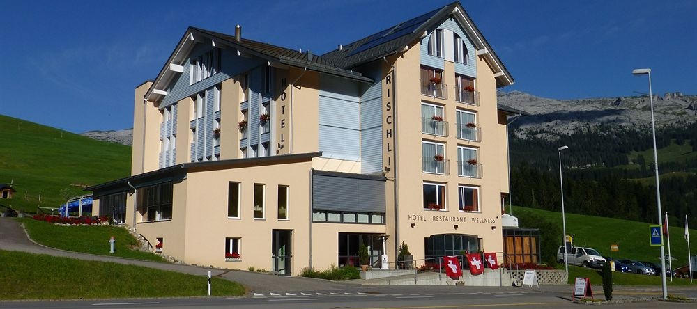 Hotel Rischli, 弗吕埃利 — 照片 1