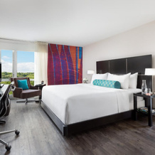 Hotel Indigo Boston - Newton Riverside, Newton — photo 4