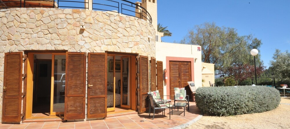 Finca El Almendral, Relleu — photo 1
