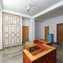 OYO 14222 Home Deluxe 1BHK Aiport Inn Kullu Airport, 布恩塔尔 — 照片 2