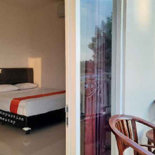 Hennoyustian Homestay, Paciran — photo 3