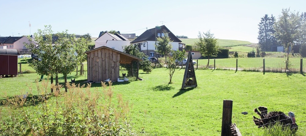 Serene Apartment near Lake in Halenfeld, 布谢 — 照片 1