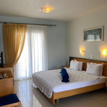 Zeus Paradise Hotel, Аммудия — фото 5