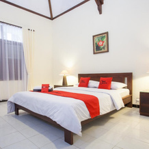 RedDoorz Plus Near Kalibaru Station, 卡利巴鲁 — 照片 2