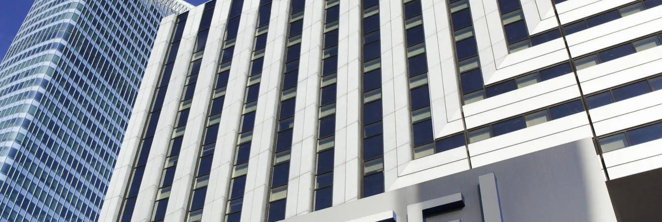 Novotel Paris La Défense Esplanade, Курбевуа — фото 1