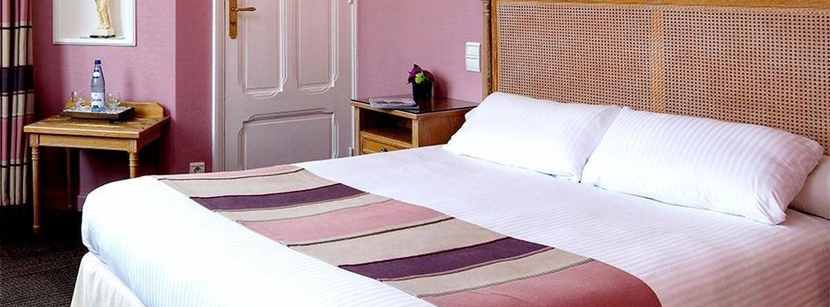 Hostellerie du Château d'As, 博姆莱达姆 — 照片 1