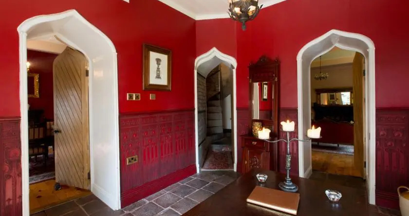 Fanningstown Castle, Деревня Адэр — фото 1