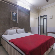 Spot on 49319 Hotel Welcome, 旧马哈巴莱什瓦尔 — 照片 5