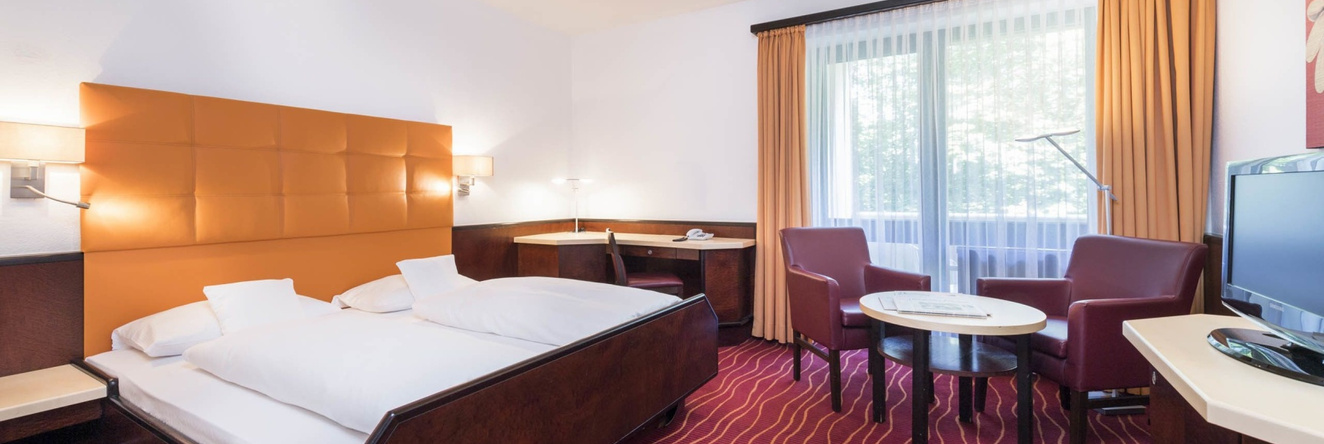 Hotel am Kurpark, 巴特赫尔斯费尔德 — 照片 1