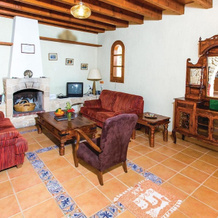 Amazing Home in Miliou Paphos With 3 Bedrooms, Outdoor Swimming Pool and Swimming Pool, 米利厄 — 照片 3