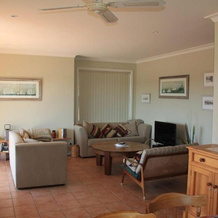 SLIPWAYS 4 of 1 Wharf Street Laurieton NSW 2443, 劳里顿 — 照片 2