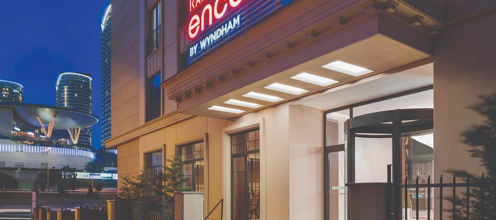 Ramada Encore By Wyndham Istanbul Basin Express, 伊斯坦布尔 — 照片 1