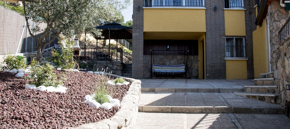 Casas Rurales Collarubio, Collado Mediano — photo 1