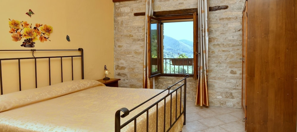 Agriturismo La Lamia, 佩尔迪富莫 — 照片 1