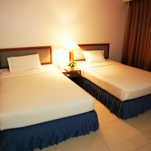 Friday Hotel, 程逸 — 照片 4