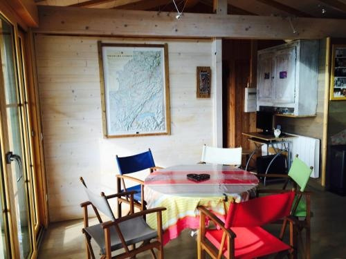 Gîte Les Cigognes, Orchamps-Vennes — photo 1