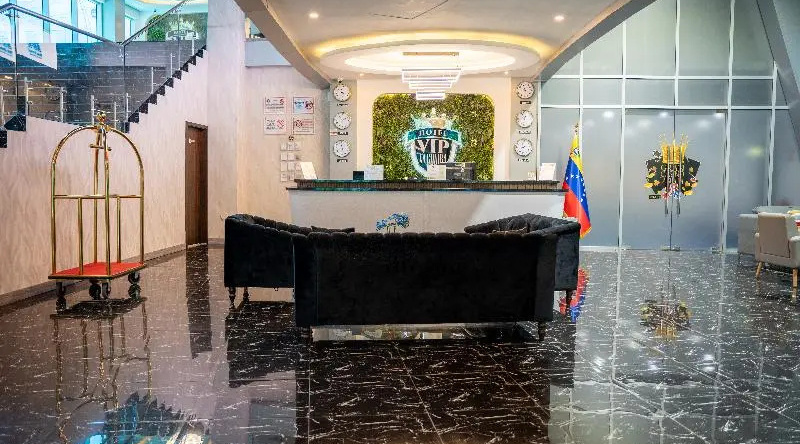 Hotel Vip La Guaira, 卡拉巴莱达 — 照片 1