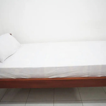 OYO Life 93038 Kost Putra Malilah, 卢马姜 — 照片 4