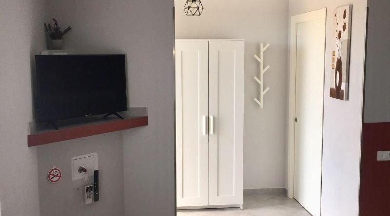 Guesthouse Perfect Station, 圣斯特凡诺迪马格拉 — 照片 1