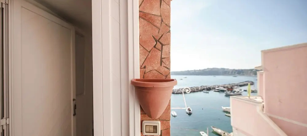 Corricella Sea Window, Прочида — фото 1