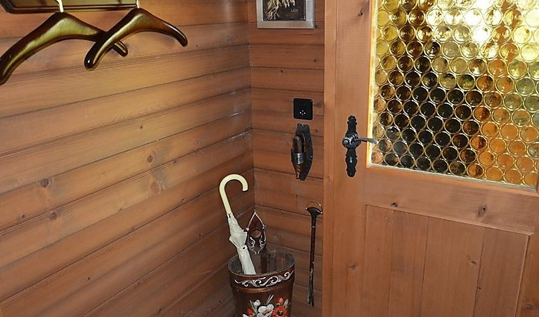Abnaki, Chalet, 扎嫩 — 照片 1