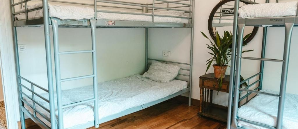 Surf Camp San Sebastian Partyhostel, 阿伊亚 — 照片 1